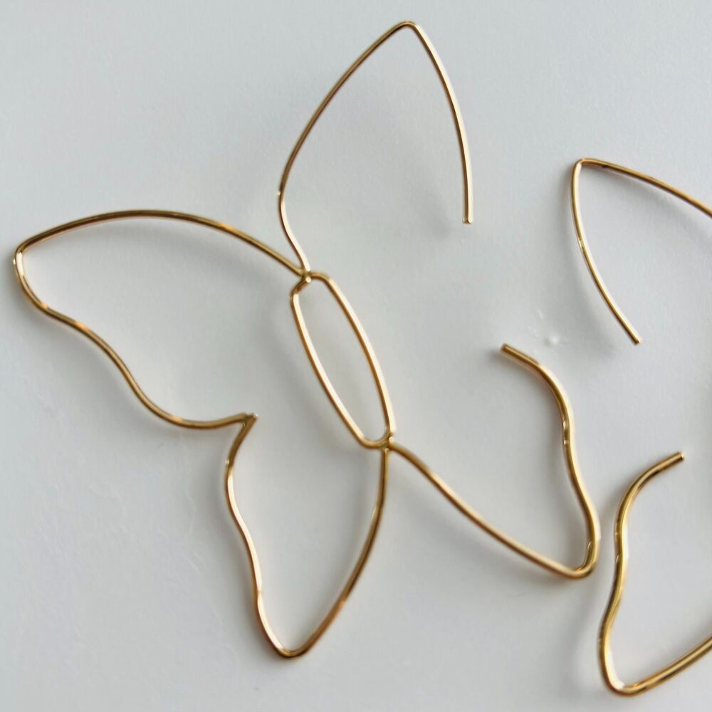 Gold Tone Butterfly Wire Hoop Earrings Lightweight Alloy French Hook - Picture 3 of 9